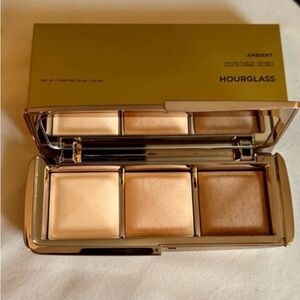 ⌛️❤️NIB Hourglass Cosmetics
      🆕Ambient Edit II Palette🆕